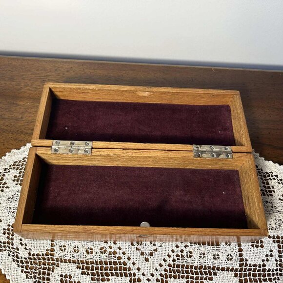 Antique Wheeler and Wilson Sewing Machine parts box - Picture 1 of 10